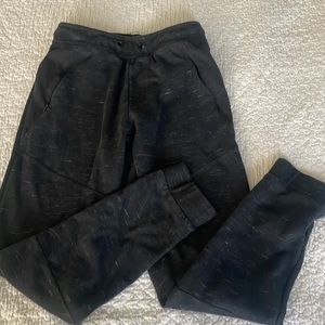 Depart west blk joggers